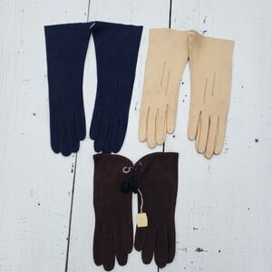 Vintage 3 Pcs Glove Set Cream, Navy, Brown Suede Like Wrist Length Pre-Owned